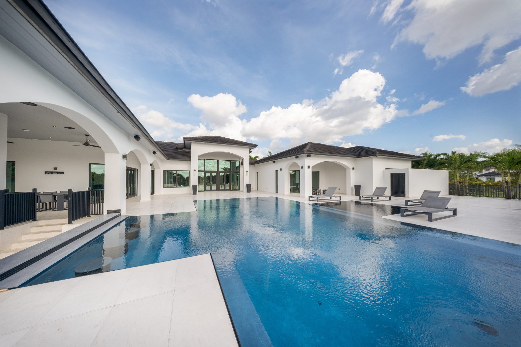 Pool terrace