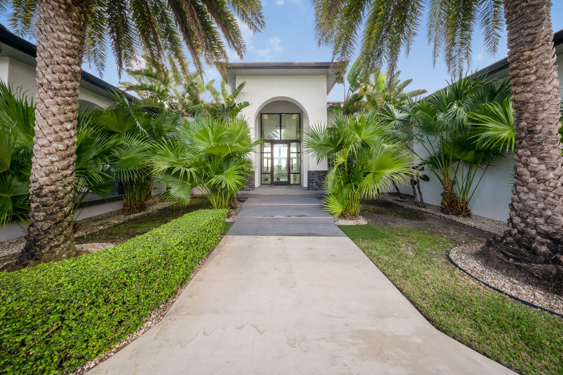 Entry walk